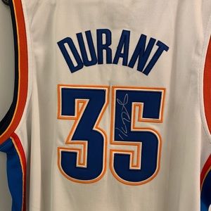 Autographed Jersey - OKC Thunder Kevin Durant